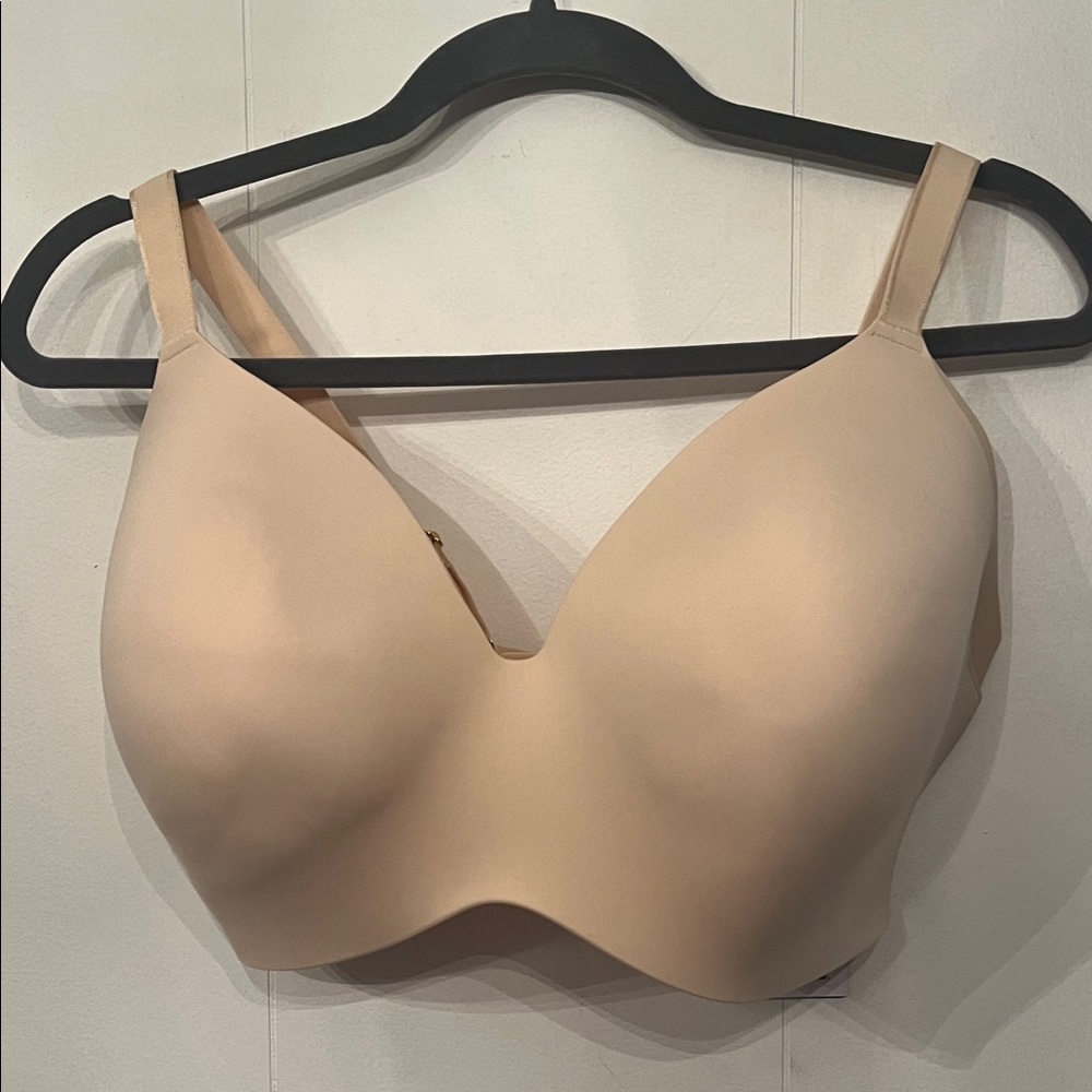 knix Smooth Nude T-Shirt Bra with Molded Cups